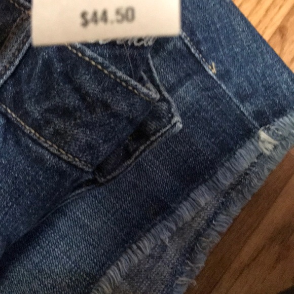 NWT American Eagle BOYFIT Distressed Shorts - Picture 6 of 8